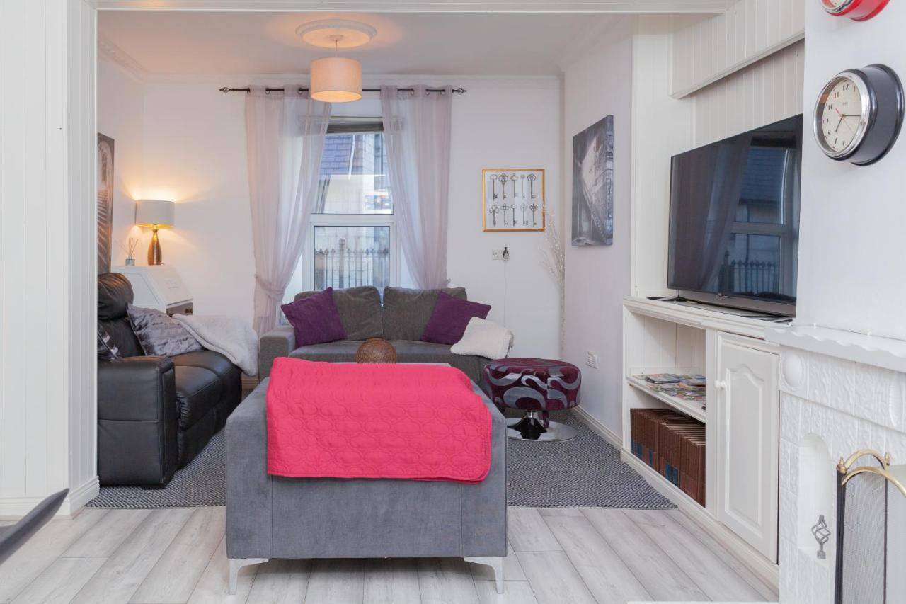 Windsor House Villa Londonderry Ngoại thất bức ảnh