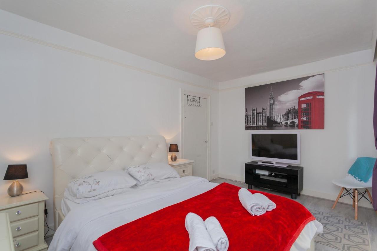 Windsor House Villa Londonderry Ngoại thất bức ảnh